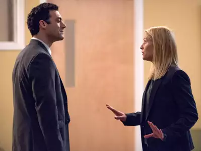 Homeland - galeria zdjęć - filmweb
