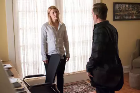 Homeland - galeria zdjęć - filmweb