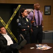 Brooklyn Nine-Nine - galeria zdjęć - filmweb