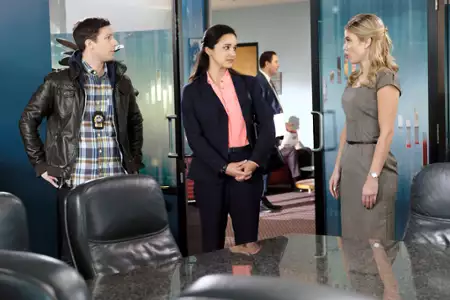 Brooklyn 9-9 - galeria zdjęć - filmweb