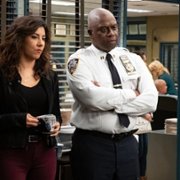 Brooklyn Nine-Nine - galeria zdjęć - filmweb