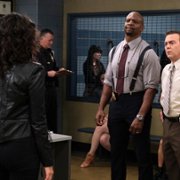 Brooklyn Nine-Nine - galeria zdjęć - filmweb