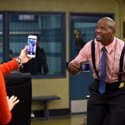 Brooklyn Nine-Nine - galeria zdjęć - filmweb