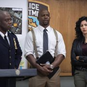 Brooklyn Nine-Nine - galeria zdjęć - filmweb