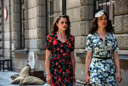 Pokonani - galeria zdjęć - filmweb