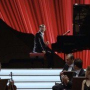 Grand Piano - galeria zdjęć - filmweb