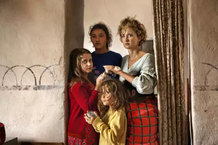 Cuda - galeria zdjęć - filmweb