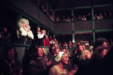 Kr&oacute;lowa sceny - galeria zdjęć - filmweb