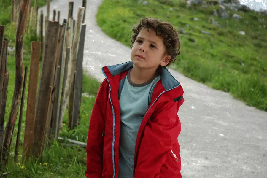 Sierociniec - galeria zdjęć - filmweb