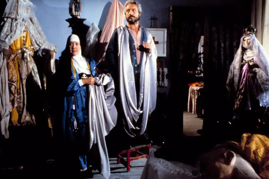 Pośród ciemności - galeria zdjęć - filmweb