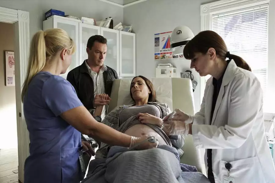 Resurrection - galeria zdjęć - filmweb