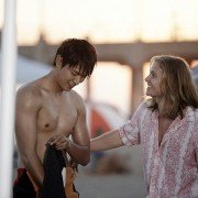 Wangkwoneul sseuryeoneunja, keumugyeruel kyeondyeora - Sangsokjadeul - galeria zdjęć - filmweb
