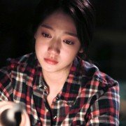 Wang-gwan-eul sseu-ryeo-neun-ja, geu-moo-ge-reul gyeon-dyeo-ra - sang-sok-ja-deul - galeria zdjęć - filmweb