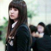 Wangkwoneul sseuryeoneunja, keumugyeruel kyeondyeora - Sangsokjadeul - galeria zdjęć - filmweb