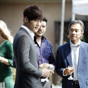 Wangkwoneul sseuryeoneunja, keumugyeruel kyeondyeora - Sangsokjadeul - galeria zdjęć - filmweb