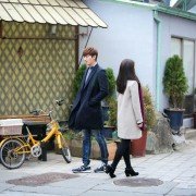 Wangkwoneul sseuryeoneunja, keumugyeruel kyeondyeora - Sangsokjadeul - galeria zdjęć - filmweb