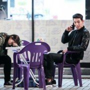 Wangkwoneul sseuryeoneunja, keumugyeruel kyeondyeora - Sangsokjadeul - galeria zdjęć - filmweb