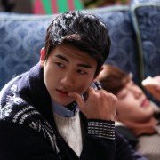 Wangkwoneul sseuryeoneunja, keumugyeruel kyeondyeora - Sangsokjadeul - galeria zdjęć - filmweb