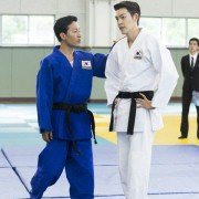 Wangkwoneul sseuryeoneunja, keumugyeruel kyeondyeora - Sangsokjadeul - galeria zdjęć - filmweb