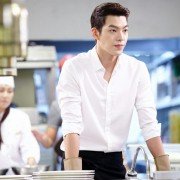 Wangkwoneul sseuryeoneunja, keumugyeruel kyeondyeora - Sangsokjadeul - galeria zdjęć - filmweb