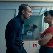 Detective Hole - galeria zdjęć - filmweb