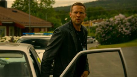 Sezon 1 Odcinek 9 Fortepian Duke'a Ellingtona