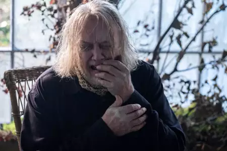 Nawiedzona agencja - galeria zdjęć - filmweb