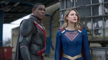 Supergirl - galeria zdjęć - filmweb