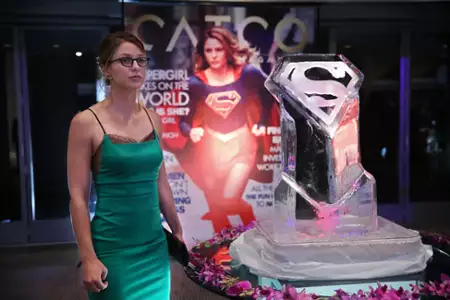 Supergirl - galeria zdjęć - filmweb