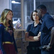 Supergirl - galeria zdjęć - filmweb