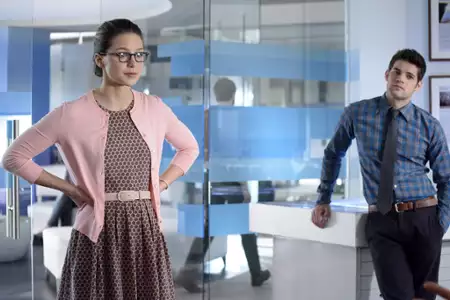 Supergirl - galeria zdjęć - filmweb