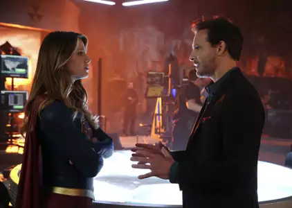 Supergirl - galeria zdjęć - filmweb