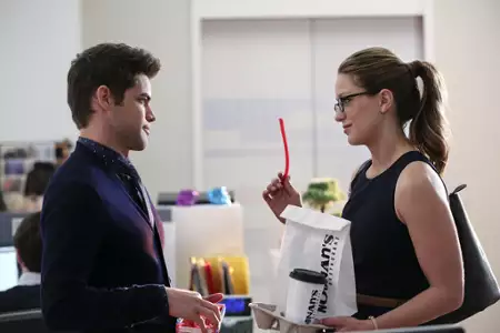 Supergirl - galeria zdjęć - filmweb