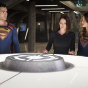 Supergirl - galeria zdjęć - filmweb