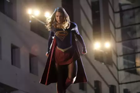 Supergirl - galeria zdjęć - filmweb