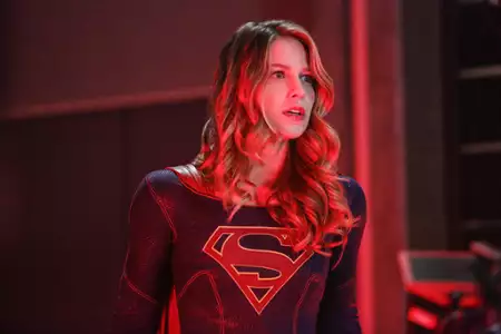 Supergirl - galeria zdjęć - filmweb