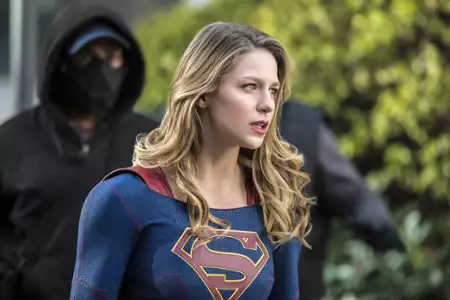 Supergirl - galeria zdjęć - filmweb