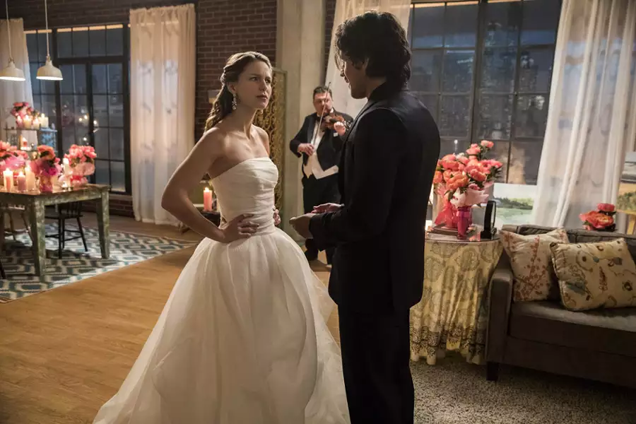 Supergirl - galeria zdjęć - filmweb