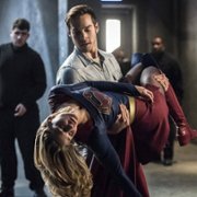 Supergirl - galeria zdjęć - filmweb