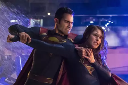 Supergirl - galeria zdjęć - filmweb
