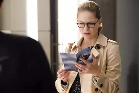 Supergirl - galeria zdjęć - filmweb