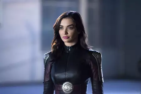 Supergirl - galeria zdjęć - filmweb