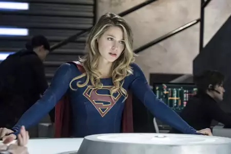 Supergirl - galeria zdjęć - filmweb