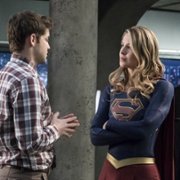 Supergirl - galeria zdjęć - filmweb