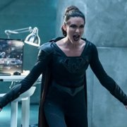 Supergirl - galeria zdjęć - filmweb