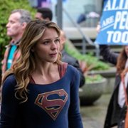 Supergirl - galeria zdjęć - filmweb