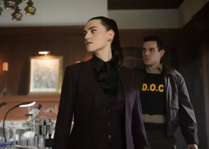 Supergirl - galeria zdjęć - filmweb