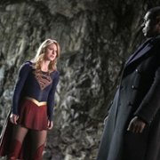 Supergirl - galeria zdjęć - filmweb