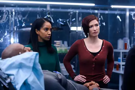 Supergirl - galeria zdjęć - filmweb