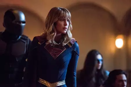 Supergirl - galeria zdjęć - filmweb